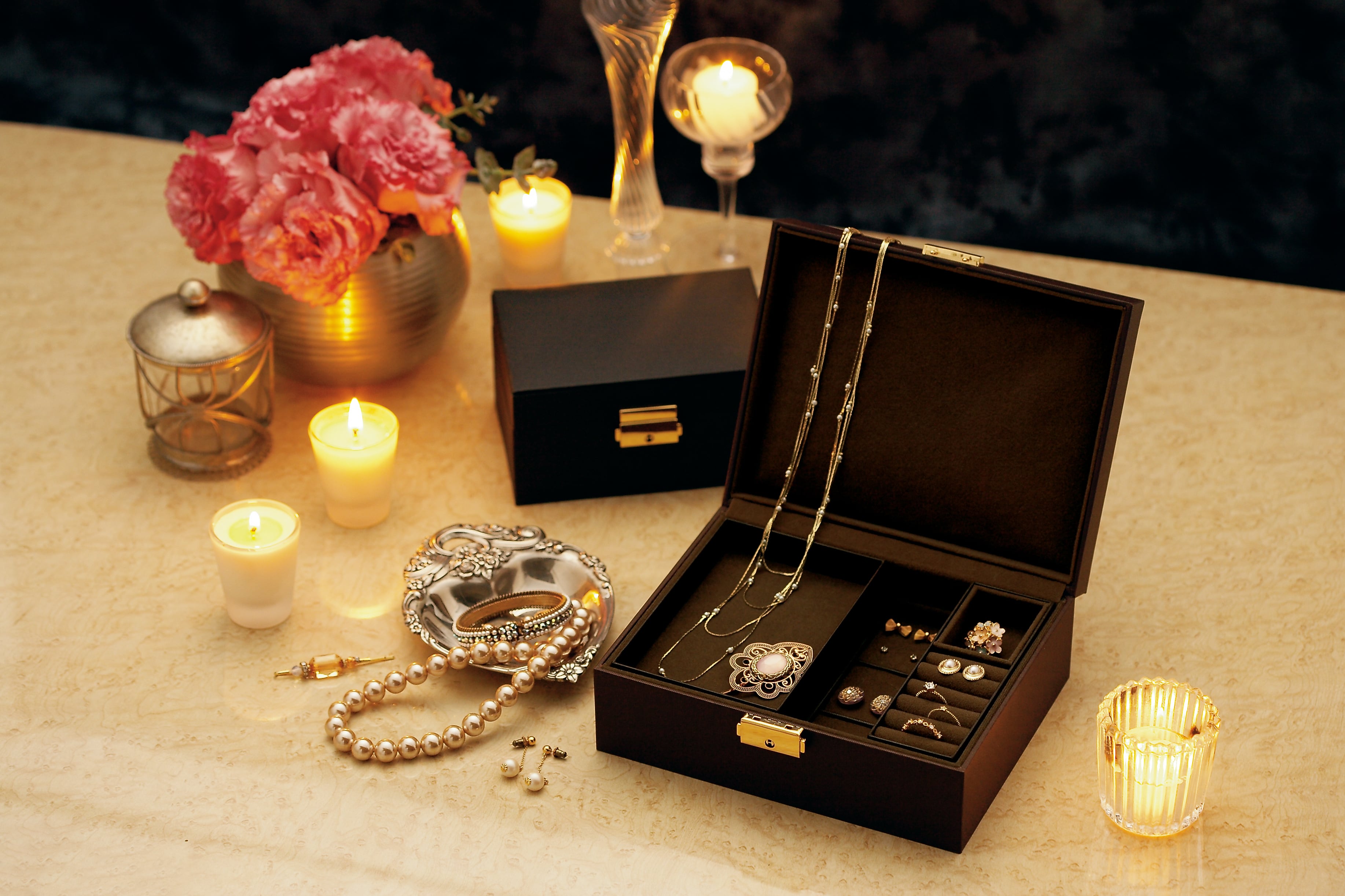 Small Jewelry Box, Small Jewelry Box, Separate Middle Pad, Key Included, 5 Pieces SA-KF-9001